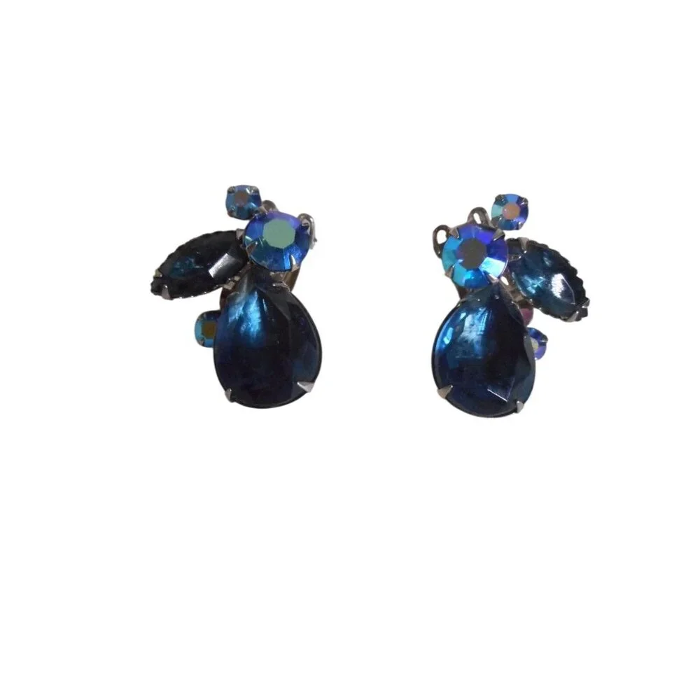 Vintage Blue Rhinestone Beau Jewels Clip on cluster earrings Estate Costume - Picture 1 of 4